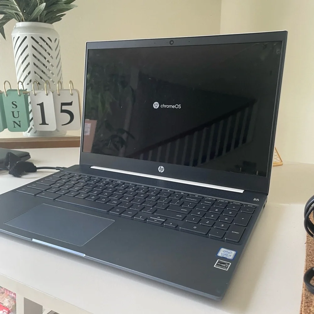 Chromebook 14” Touch Screen 8th Generation Core i3